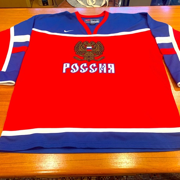 **RARE ** 2001 Russia Hockey Jersey - Picture 1 of 6